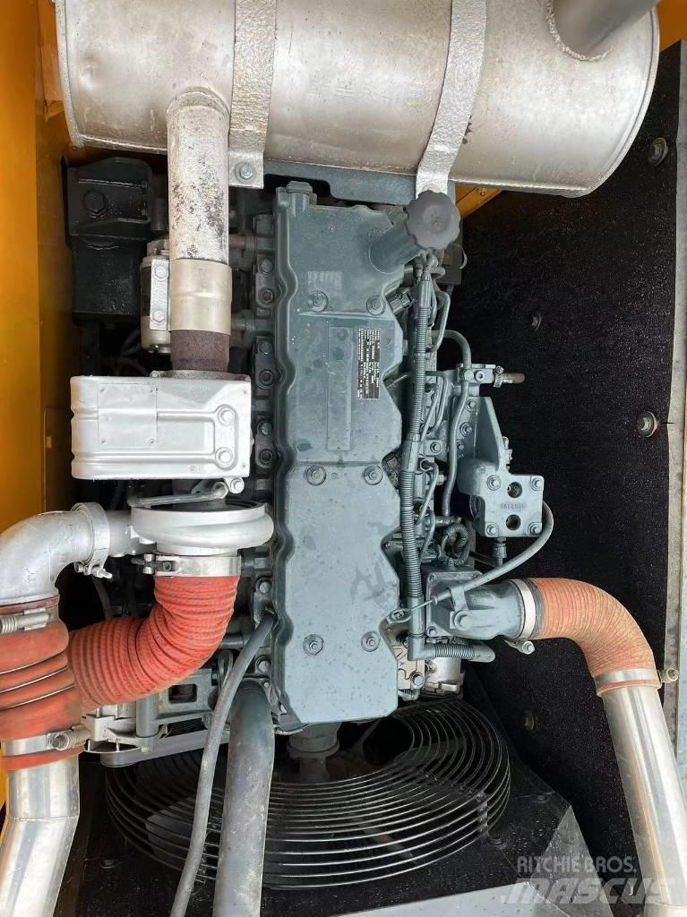 Hyundai R220LC-9S Excavatoare pe șenile
