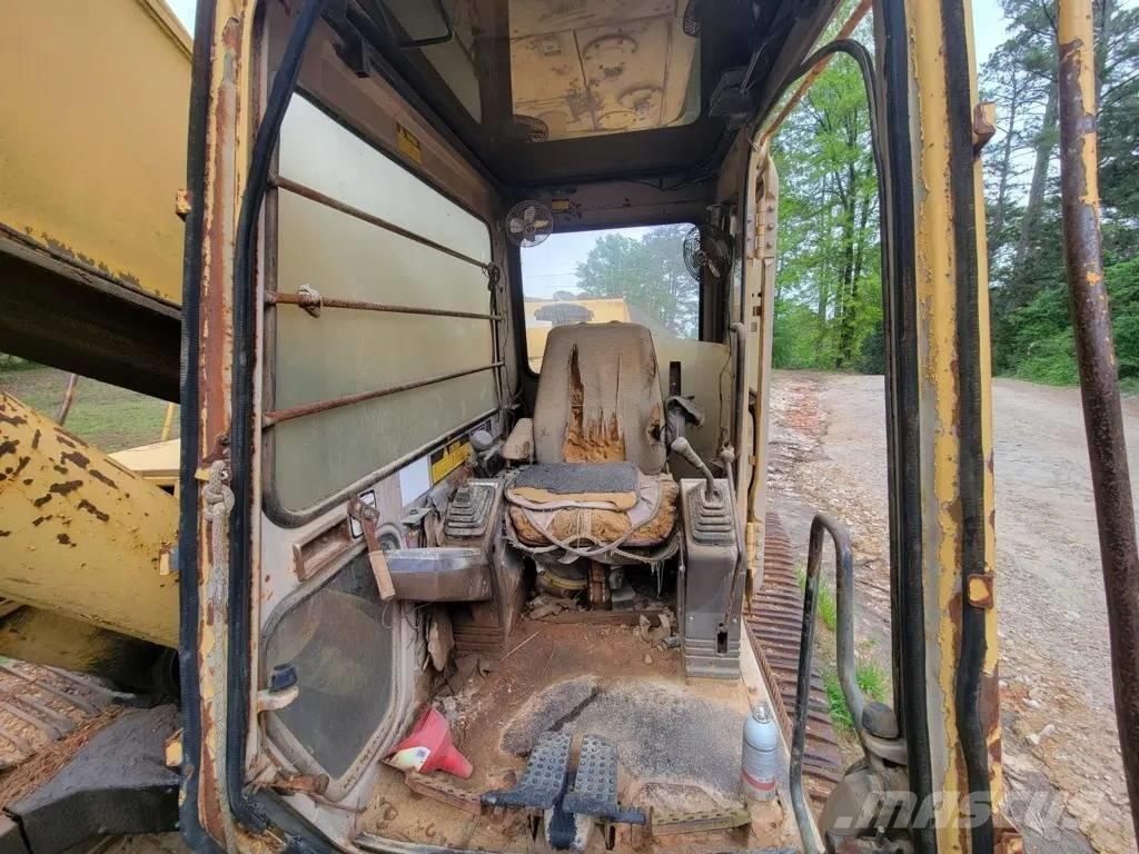 John Deere 992D Excavatoare pe șenile
