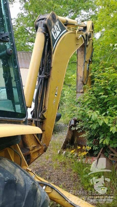 CAT 420 D Buldoexcavatoare