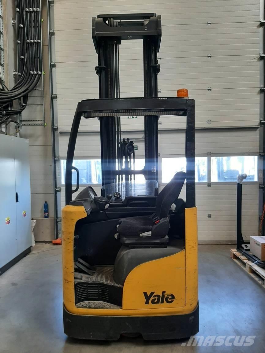 Yale MR14 Stivuitor cu catarg retractabil