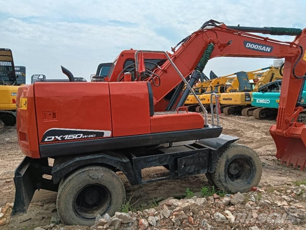 Doosan DH 150 W-7 Excavatoare pe șenile
