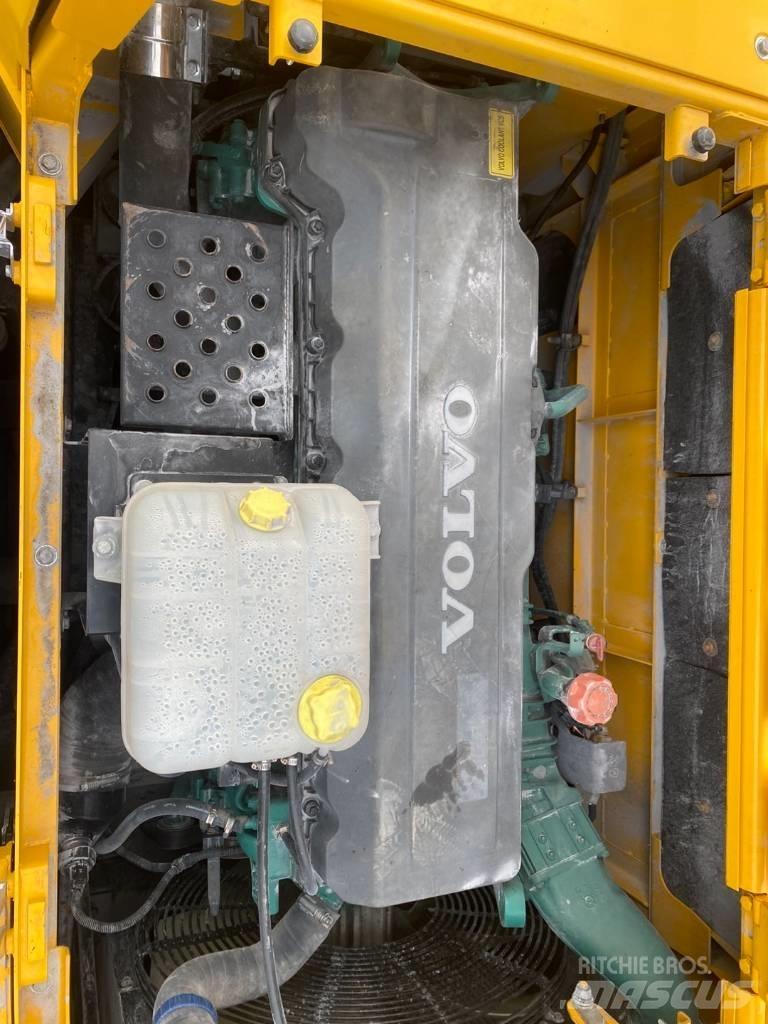 Volvo 480D Excavatoare pe șenile
