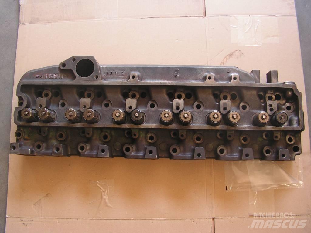 John Deere 6910 Motoare