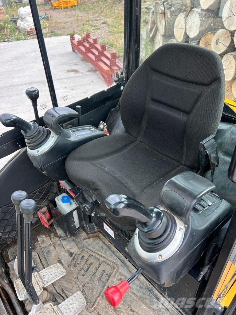JCB 8026 CTS Mini excavatoare < 7t