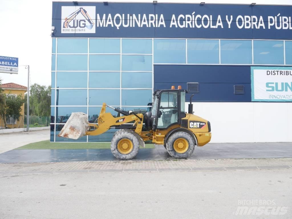 CAT 908 H Incarcator pe pneuri