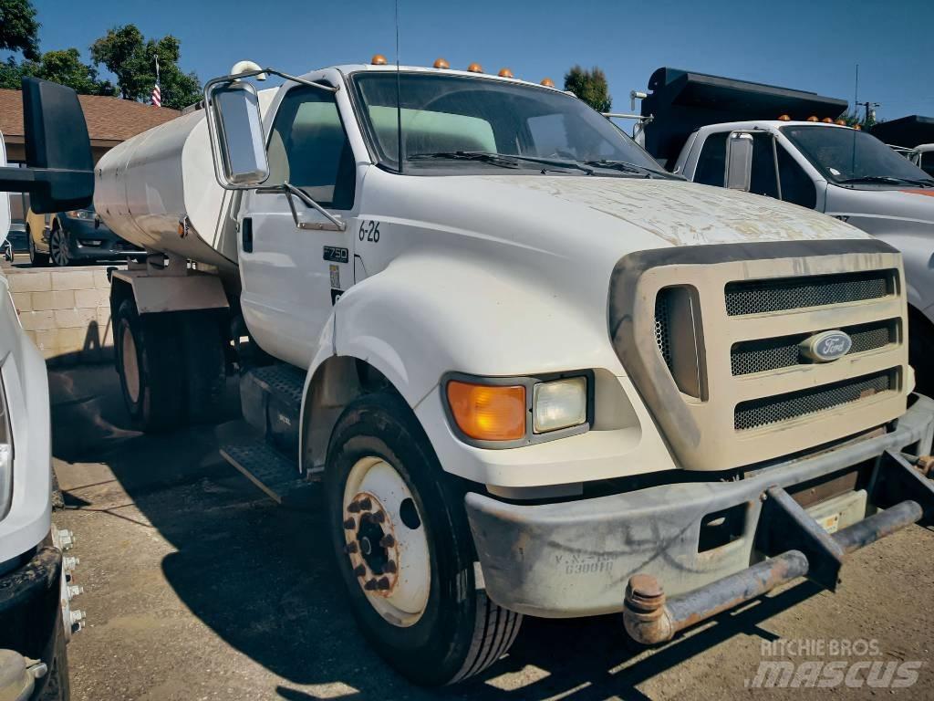 Ford F 750 XL SD Cisterne