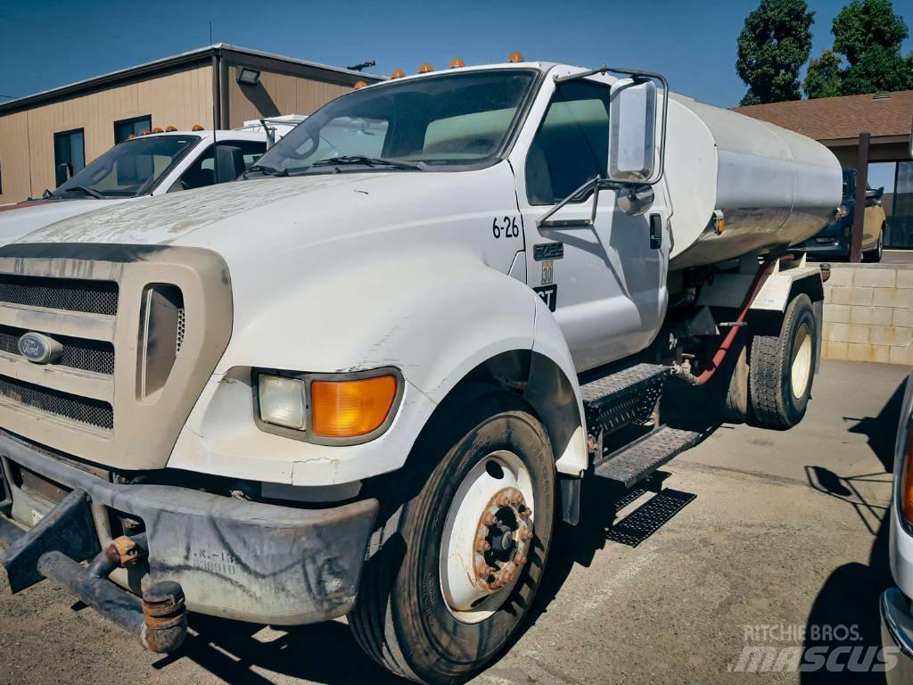 Ford F 750 XL SD Cisterne