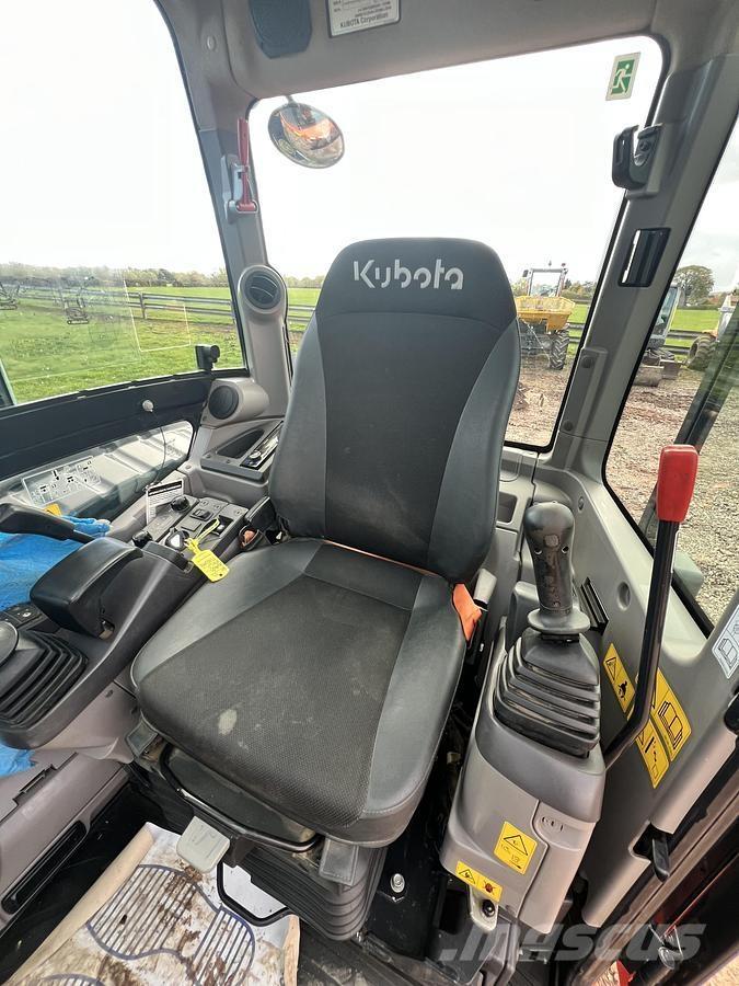 Kubota U56-5 Excavatoare speciale