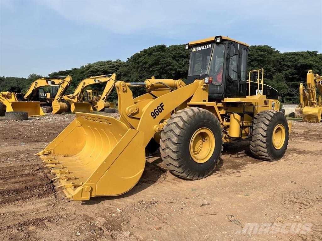CAT 966F Incarcator pe pneuri