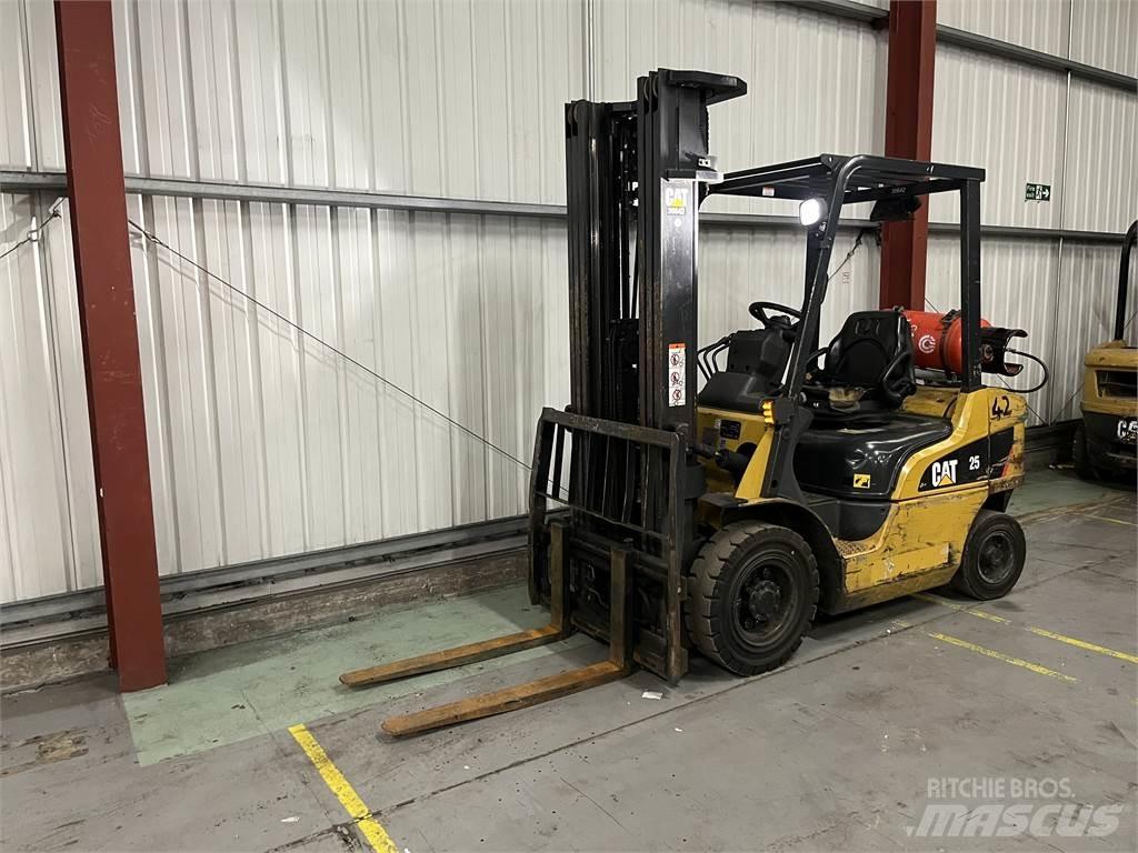CAT GP25NT Stivuitor GPL