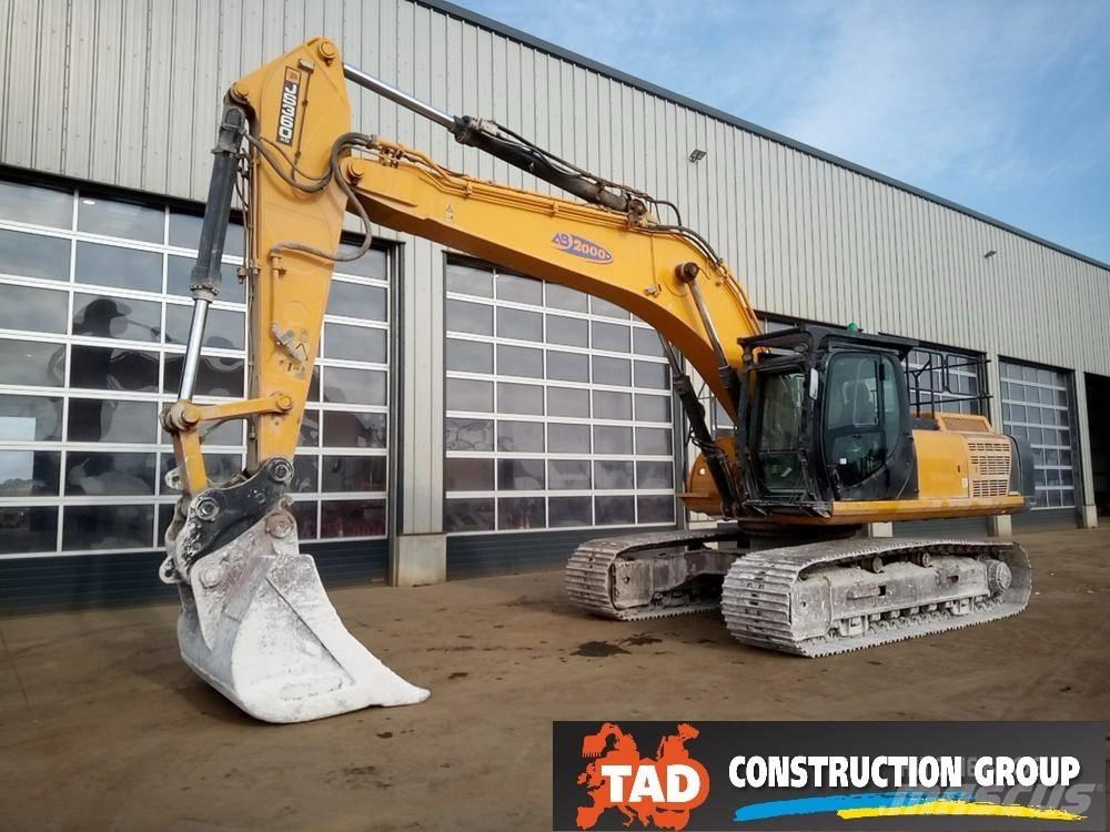 JCB JS 360 LC Excavatoare pe șenile
