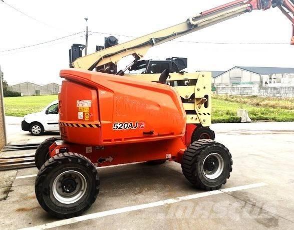 JLG 520 AJ Nacele cu brat articulat