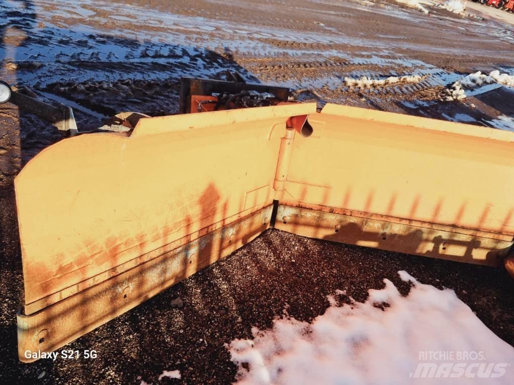 Pronar PUV 2800    OP26 Lame pentru dezapezire si pluguri