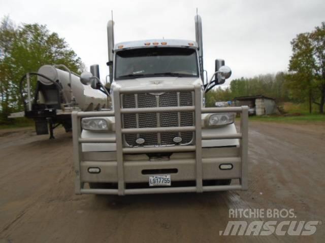Peterbilt 567 Autotractoare
