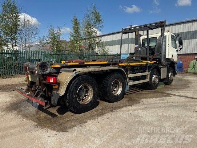 DAF CF 400 Camion cu carlig de ridicare