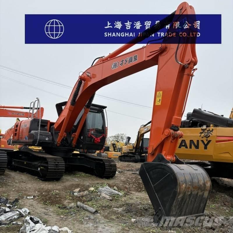 Hitachi ZX 210 Excavatoare pe șenile
