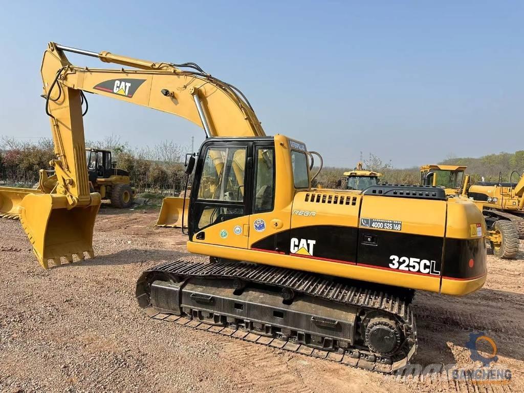 CAT 325 CL Excavatoare pe șenile
