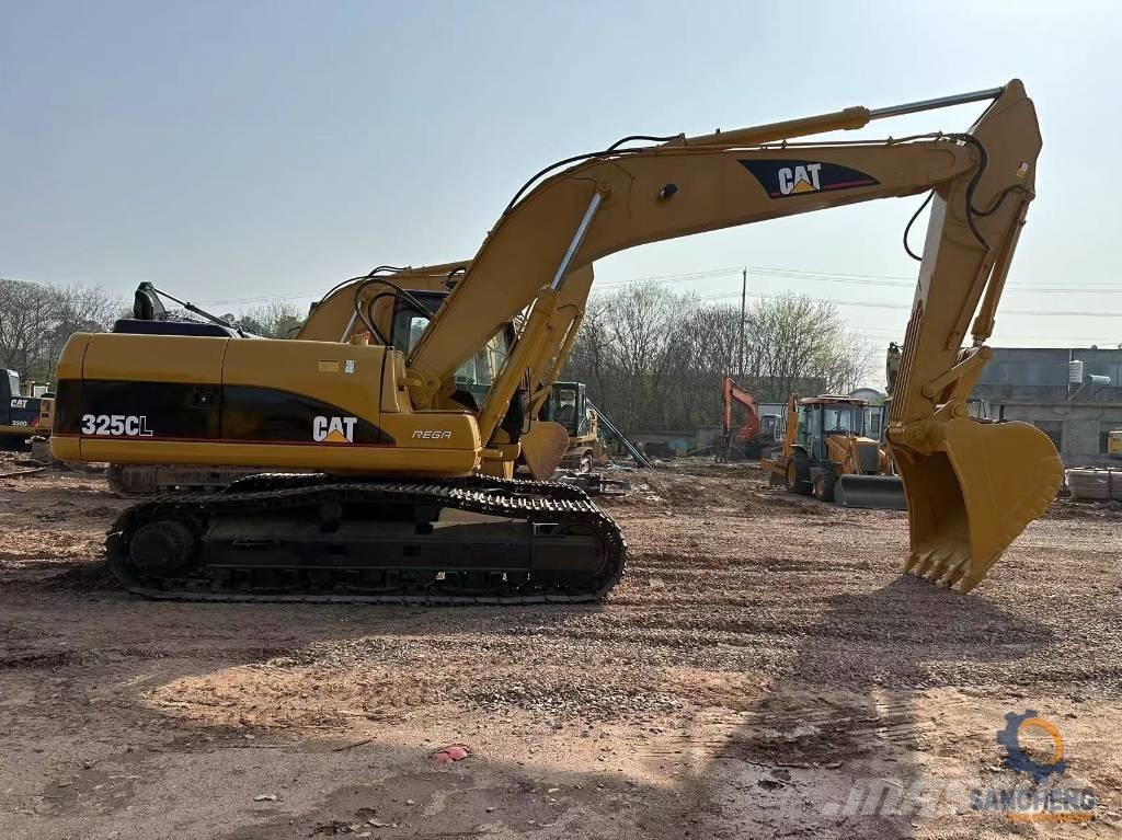 CAT 325 CL Excavatoare pe șenile
