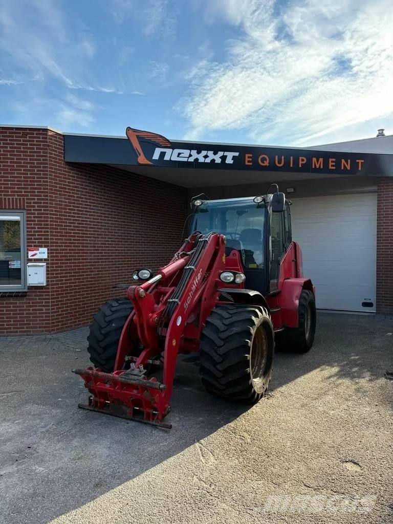 Schäffer 9300Z Incarcator pe pneuri
