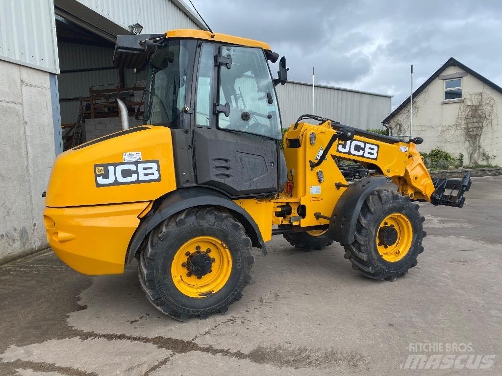 JCB TM 220 Manipulatoare agricole