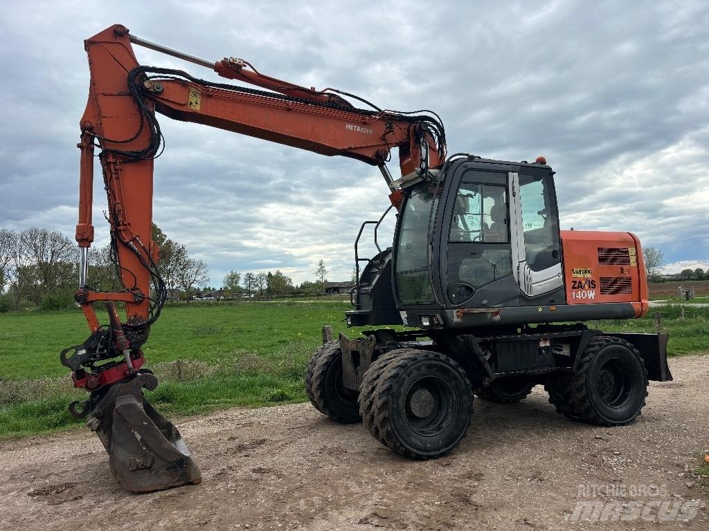 Hitachi ZX 140 W T-3 Excavatoare cu roti