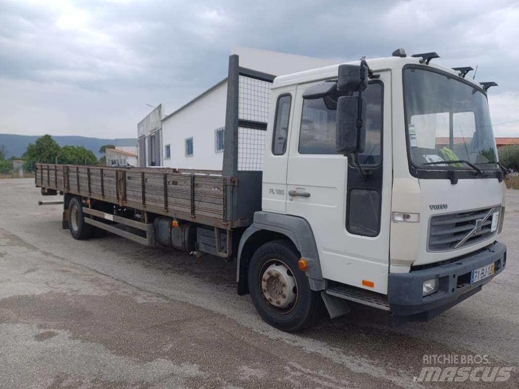 Volvo FL6 180 Camioane platforma/prelata