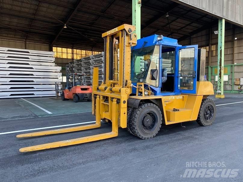 Toyota 4FD120 Stivuitor diesel