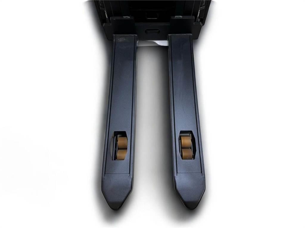  ESA121 2S360 Transpaleta manuala