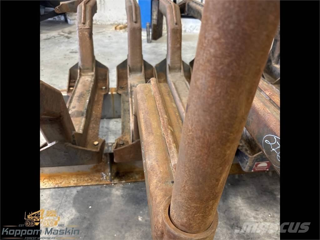 Gremo 704 Alte componente