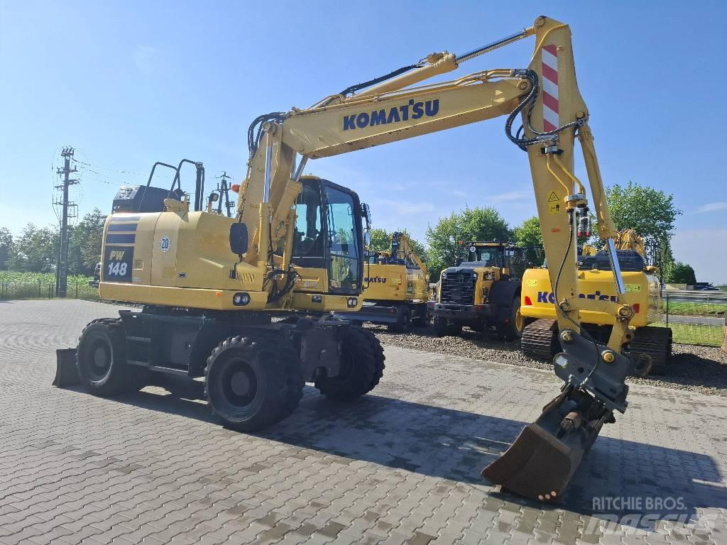 Komatsu PW 148-11 Excavatoare cu roti