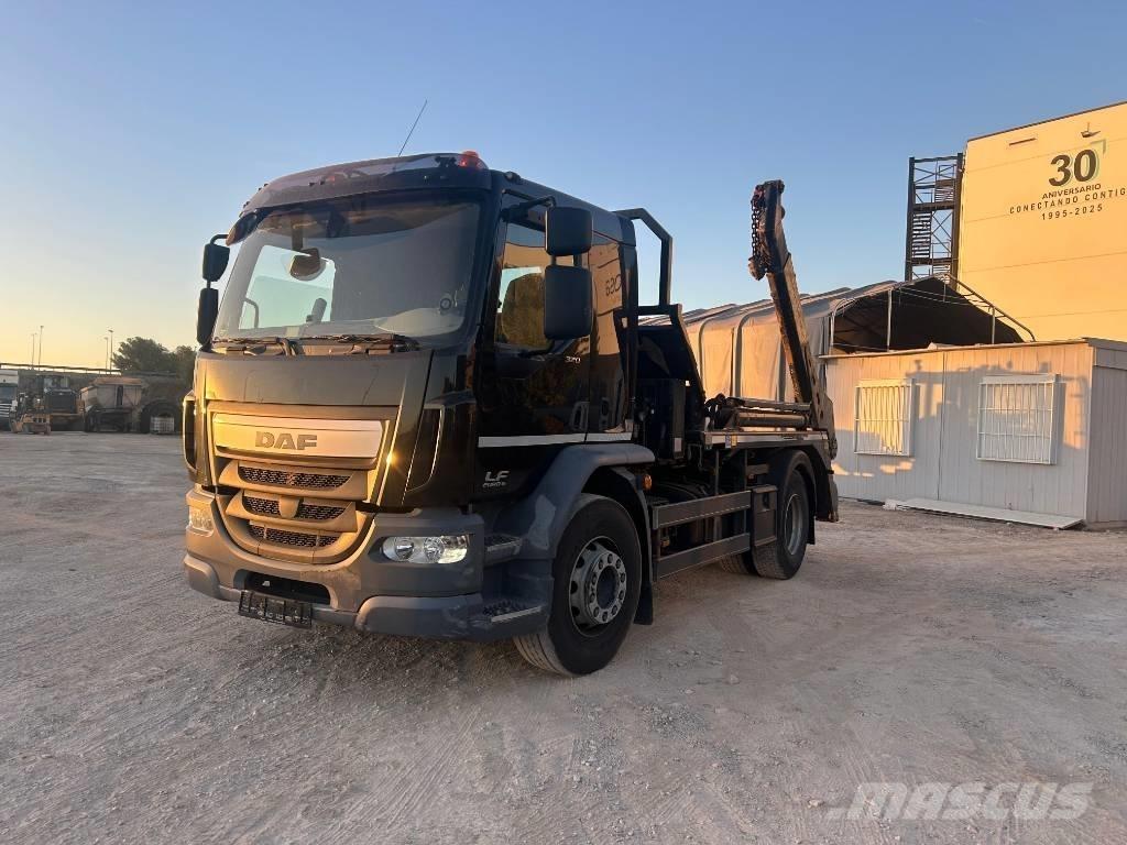 DAF LF 320 FA Camion cadru container