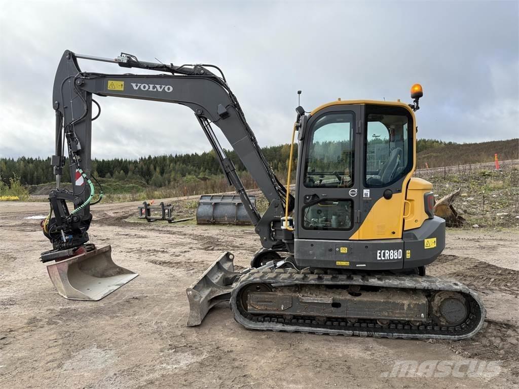 Volvo ECR88 D Excavatoare 7t - 12t