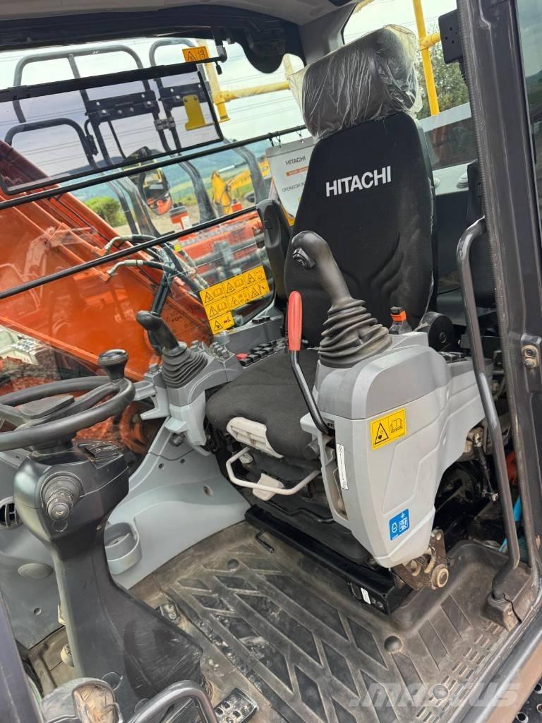 Hitachi ZW 180 Excavatoare cu roti