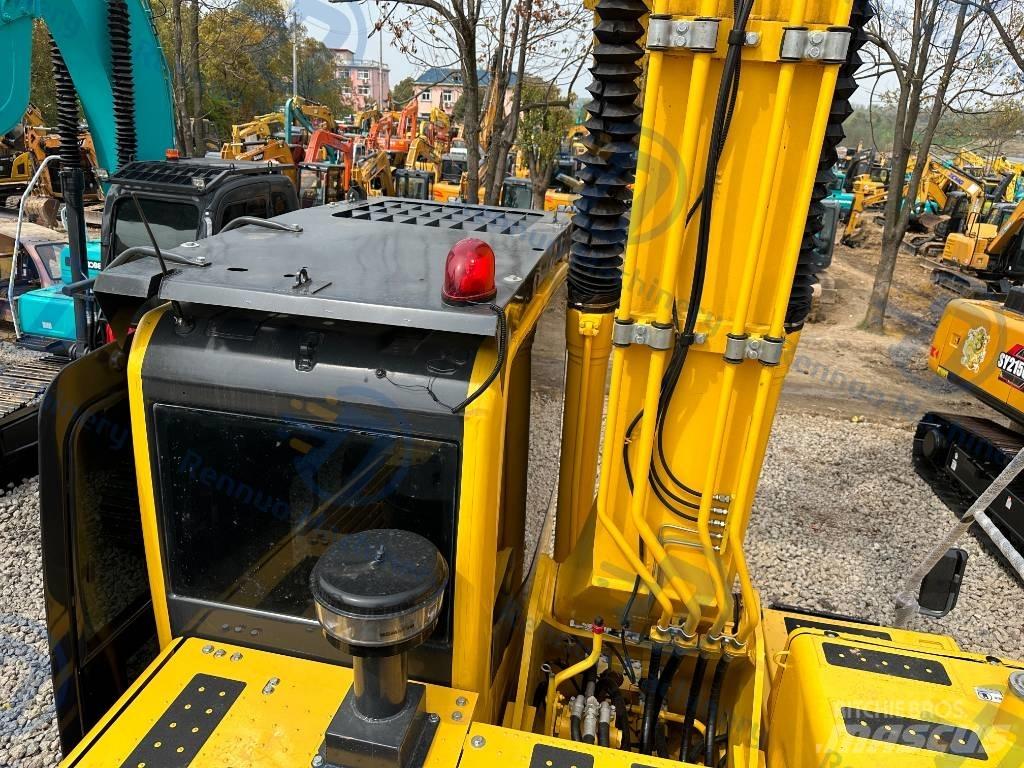 Komatsu PC 220-8 Excavatoare pe șenile

