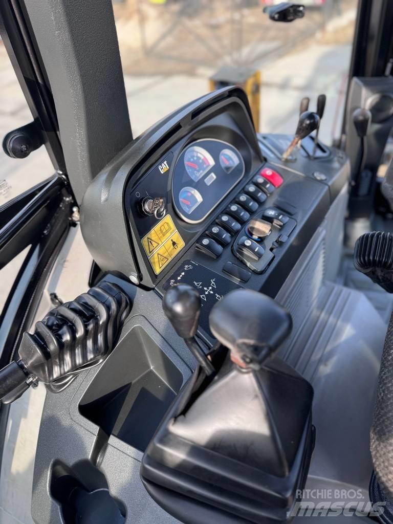 CAT 428 E Buldoexcavatoare