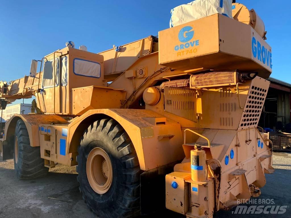 Grove RT 740 Macara teren accidentat