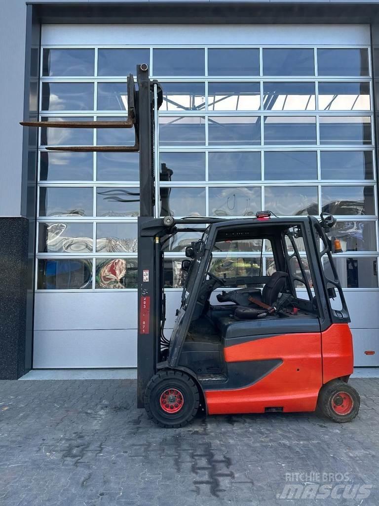 Linde E25P/600HL Stivuitor electric