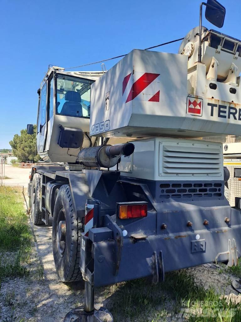 Terex A 350 Macara teren accidentat