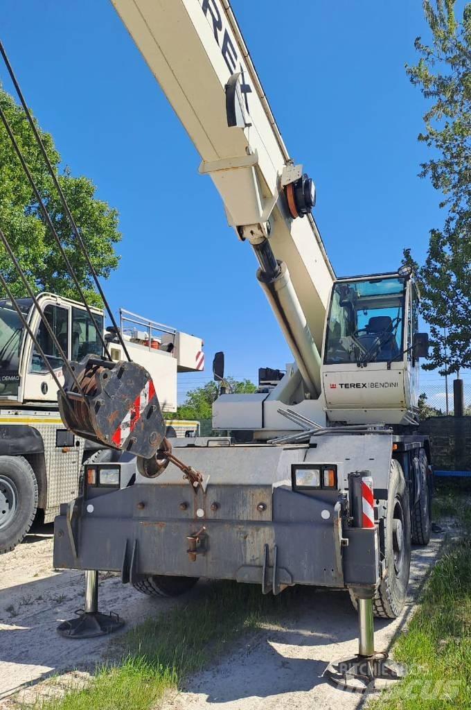 Terex A 350 Macara teren accidentat