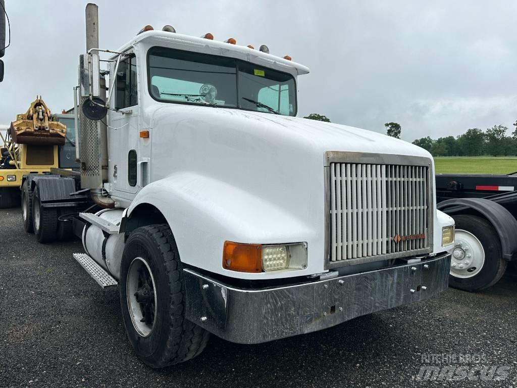 International 9400 Camion de deseuri