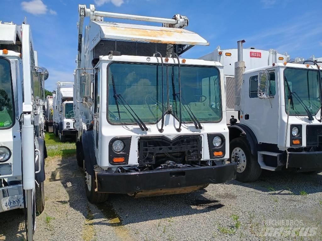 Mack MRU 613 Camion de deseuri