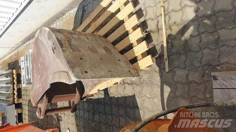 Volvo EW 160 E Excavatoare cu roti