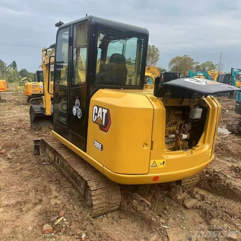 CAT 306E Excavatoare pe șenile
