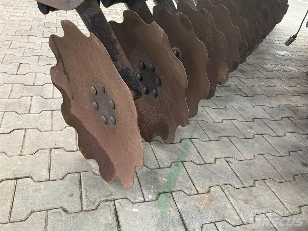  Grano 4,50 m Grape cu disc