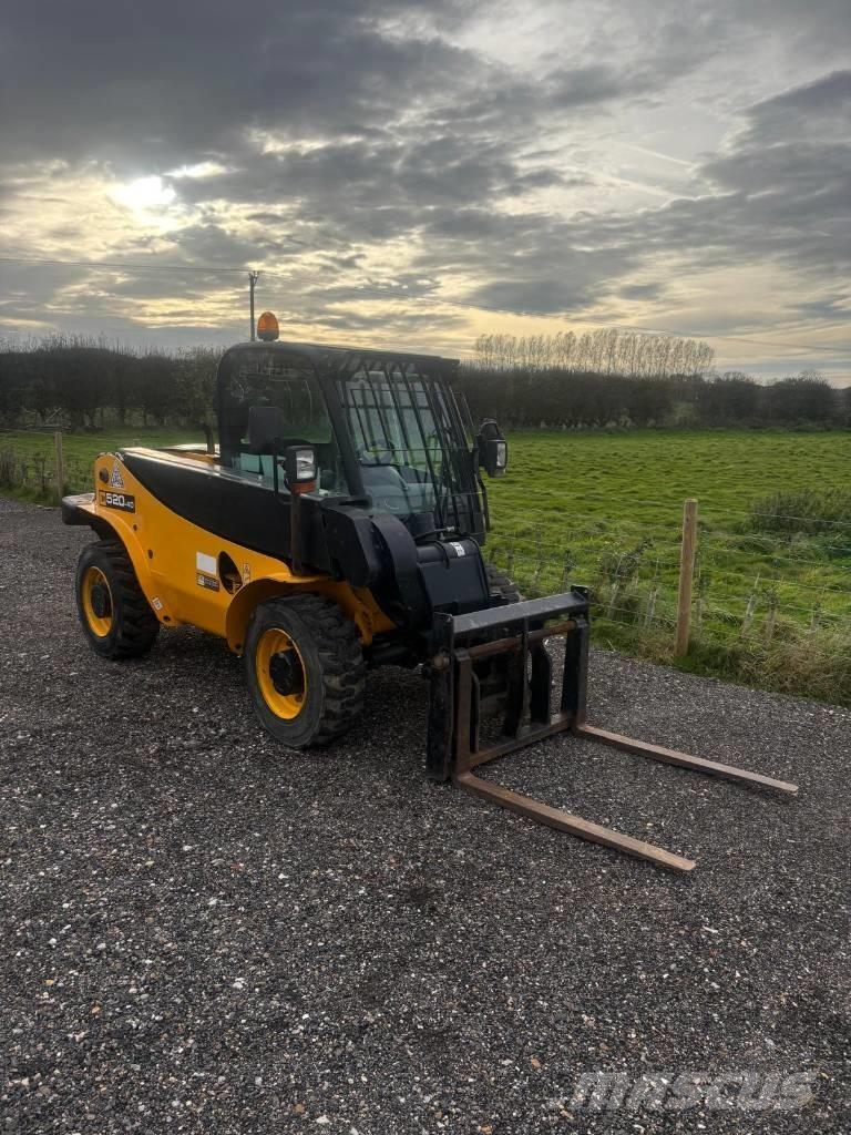 JCB 520-40 Stivuitoare telescopice