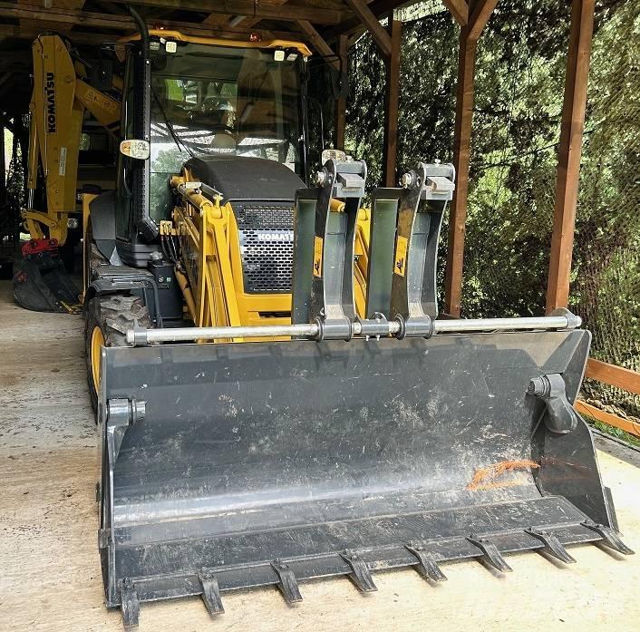 Komatsu WB 93 R 8E0 Buldoexcavatoare