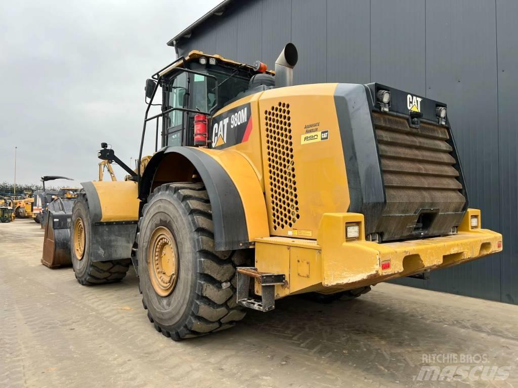 CAT 980M Incarcator pe pneuri