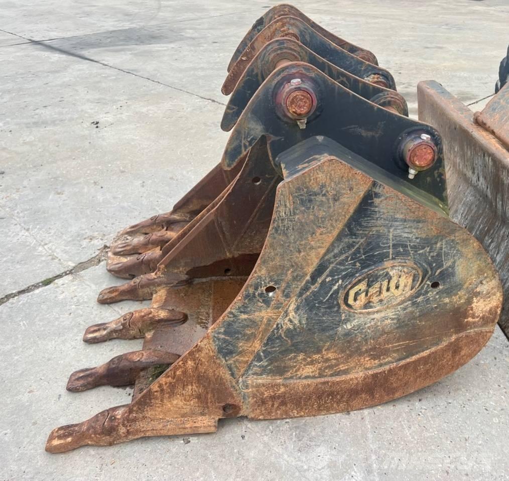 Hyundai HW140 Excavatoare cu roti