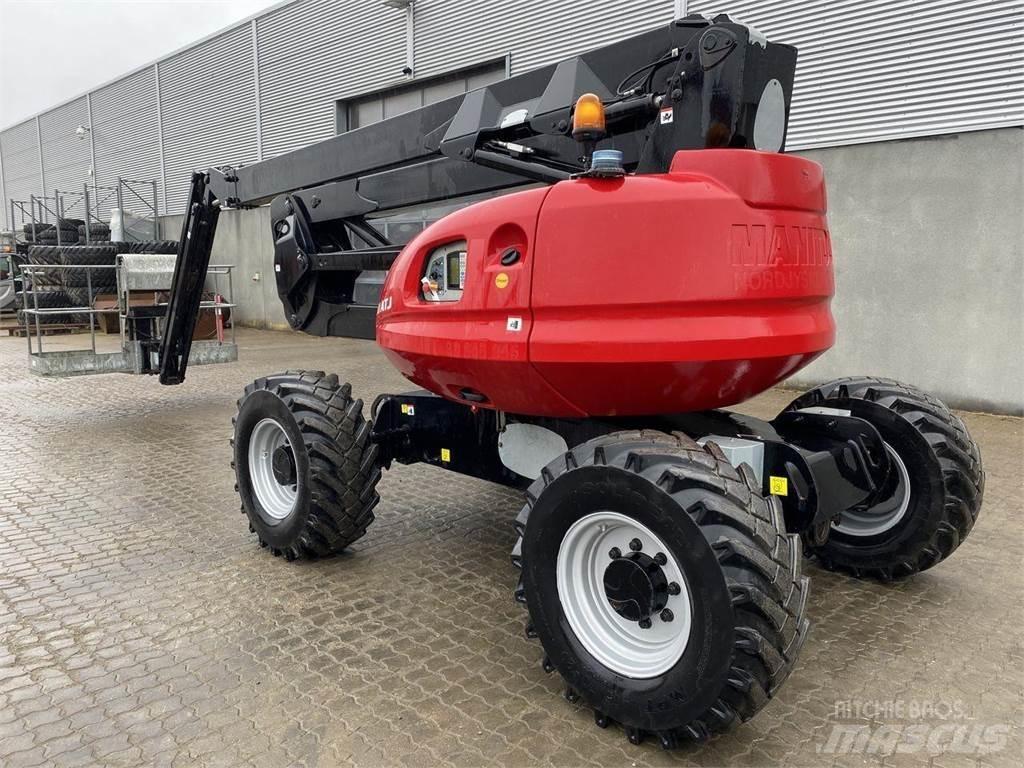 Manitou 200ATJ RC Nacele cu brat articulat