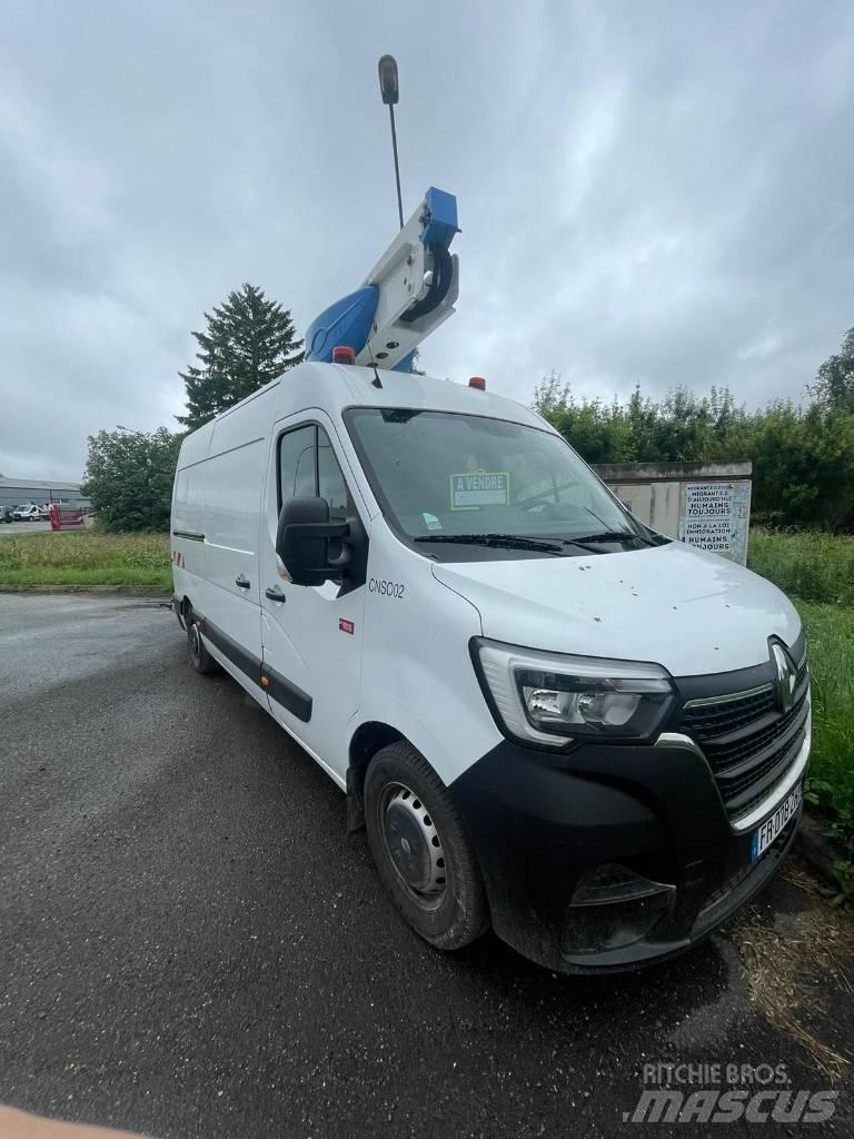 Renault Master Platforme aeriene montate pe remorca